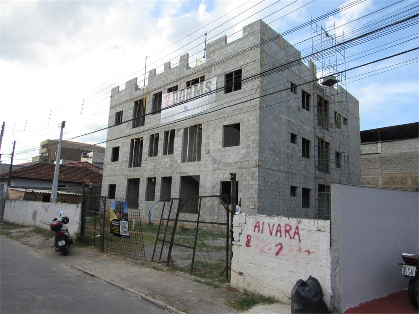 Casa à venda com 2 quartos no condomínio Edifício Cristo Rei, Arujá - SP