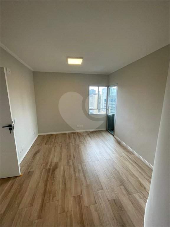 Flat à venda com 1 suíte em Liberdade, São Paulo, SP