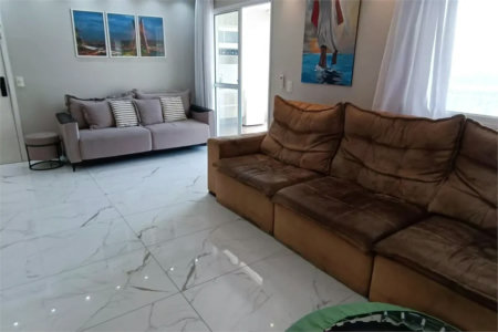 Apartamento à venda com 3 quartos, sendo 1 suíte,  em Jardim Vazani, São Paulo, SP