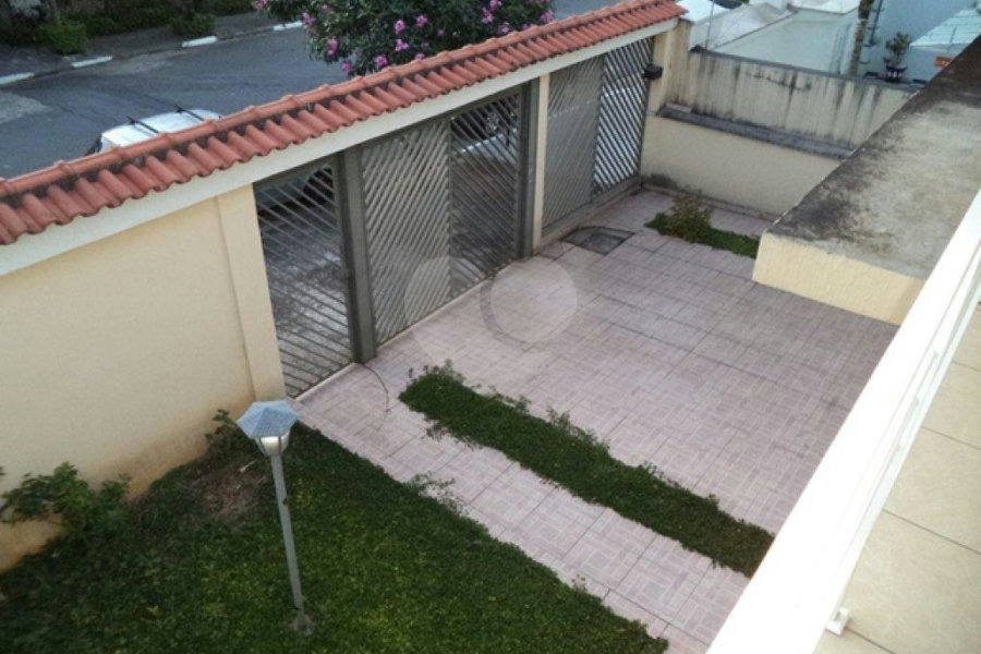 Sobrado para alugar com 4 quartos, sendo 3 suítes,  em Tremembé, São Paulo, SP