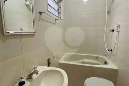 Apartamento à venda com 3 suítes em Rio Pequeno, São Paulo, SP