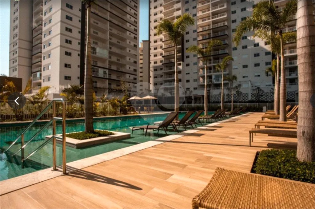 Apartamento à venda com 3 quartos, sendo 1 suíte,  em Jardim Vazani, São Paulo, SP