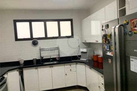 Apartamento à venda com 4 quartos, sendo 3 suítes,  em Pinheiros, São Paulo, SP