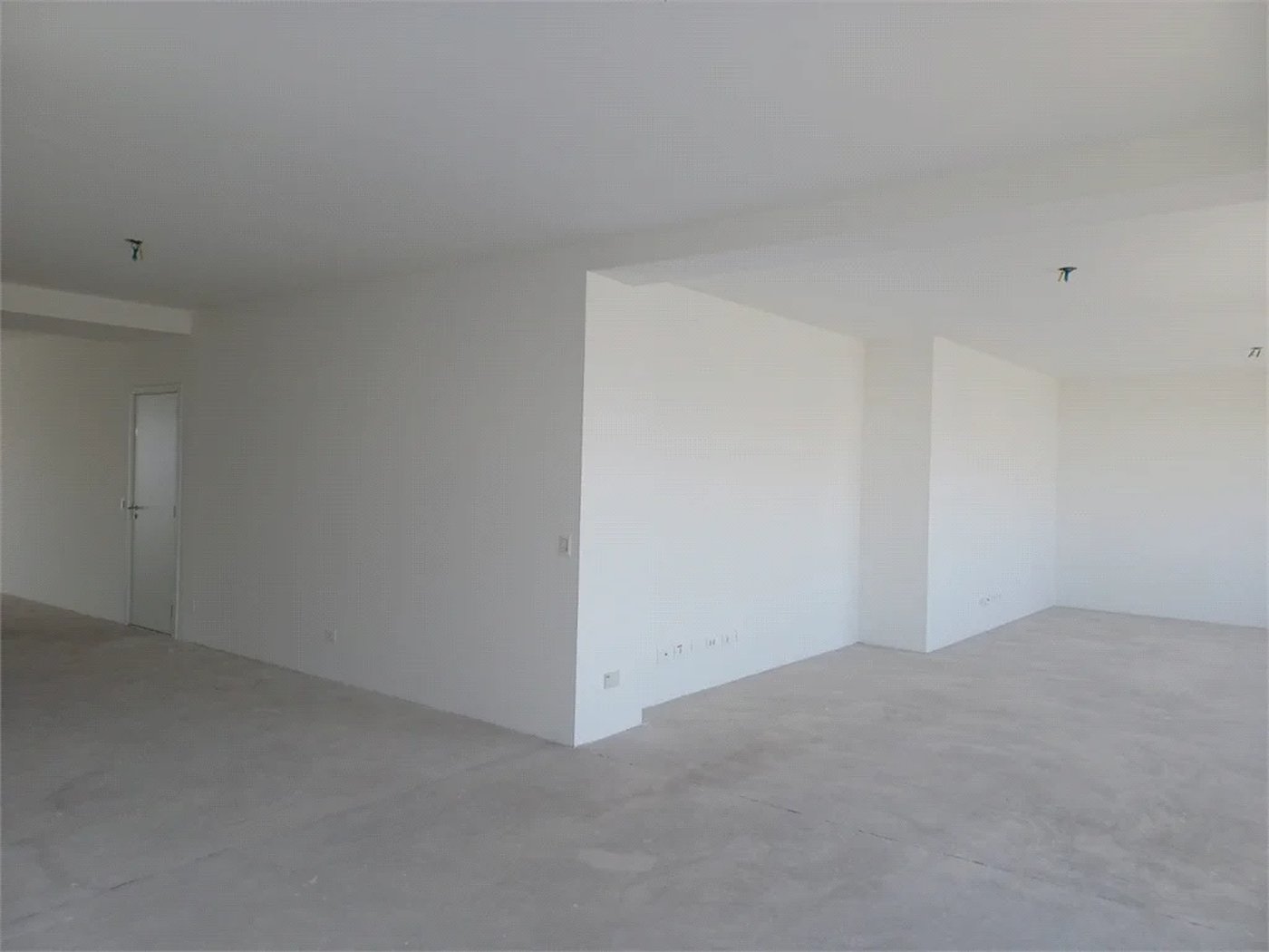 Apartamento à venda com 4 suítes em Real Parque, São Paulo, SP