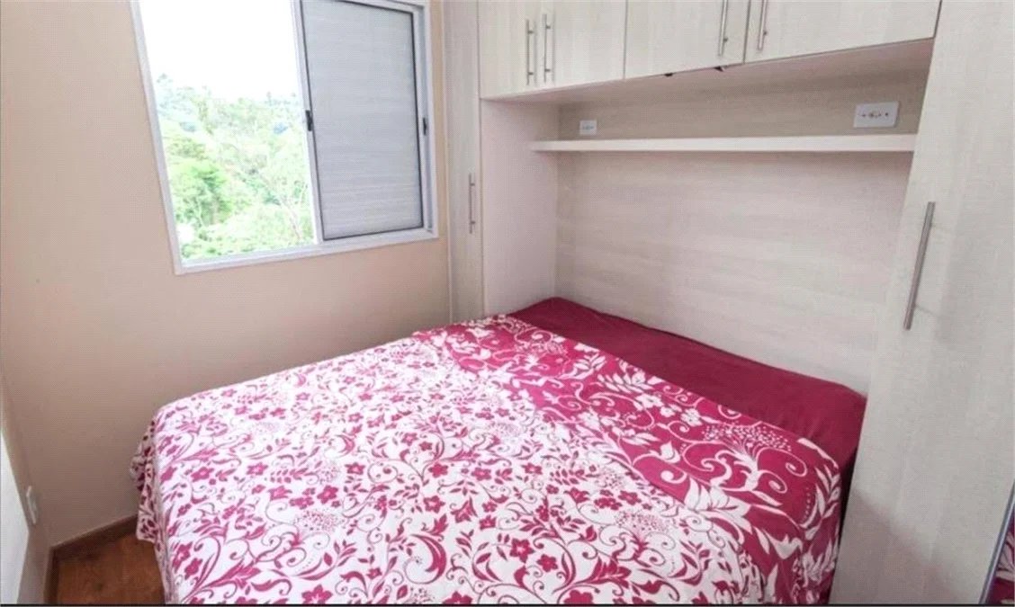 Apartamento à venda com 2 quartos em Jardim Ísis, Cotia - SP