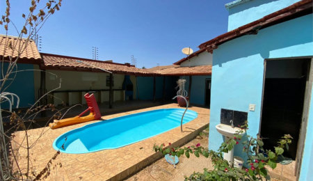Casa à venda com 3 quartos, sendo 1 suíte,  em São Félix, Balsas, MA
