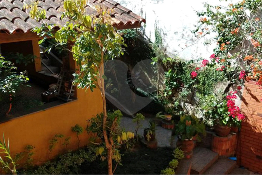 Sobrado à venda com 4 quartos, sendo 2 suítes, em Tremembé, São Paulo, SP