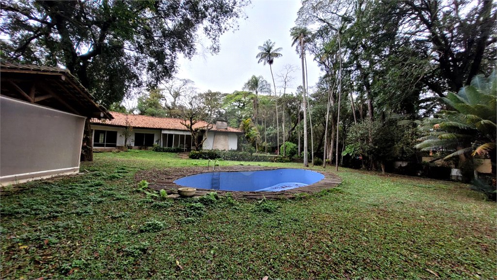 Casa à venda com 4 suítes no condomínio Chácara Flora, São Paulo - SP