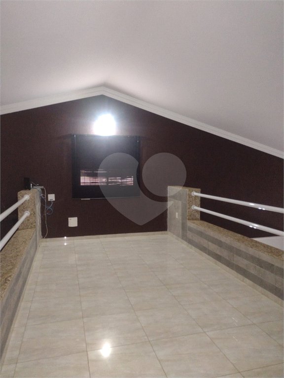 Casa à venda com 3 quartos, sendo 1 suíte, no condomínio Acmti - Colinas do Mosteiro, Terras de Itaici e Recanto dos Pássaros, Indaiatuba - SP