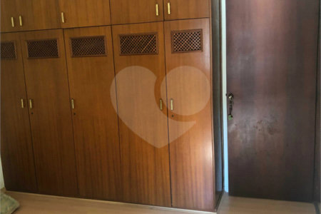 Sobrado à venda ou para alugar com 5 quartos, sendo 3 suítes, em Vila Independência, Sorocaba, SP