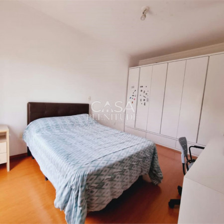 Sobrado à venda com 3 quartos, sendo 1 suíte, em Parque Residencial Villa dos Inglezes, Sorocaba, SP