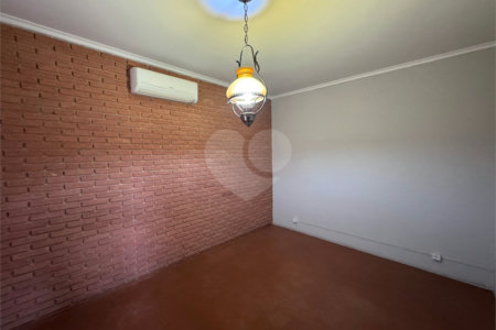 Sobrado à venda com 4 quartos, sendo 3 suítes, em Jardim América, Ribeirão Preto, SP