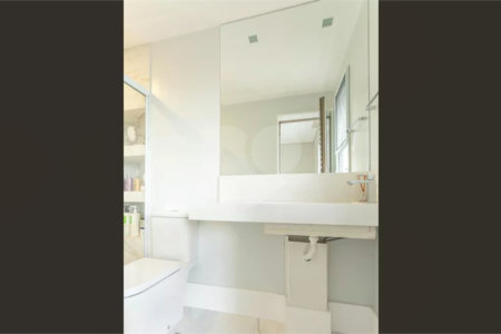 Apartamento à venda com 3 quartos, sendo 1 suíte, em Vila Anastácio, São Paulo, SP