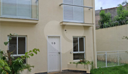 Casa à venda com 2 suítes no condomínio Residencial Vila de Motalegre, São Paulo - SP