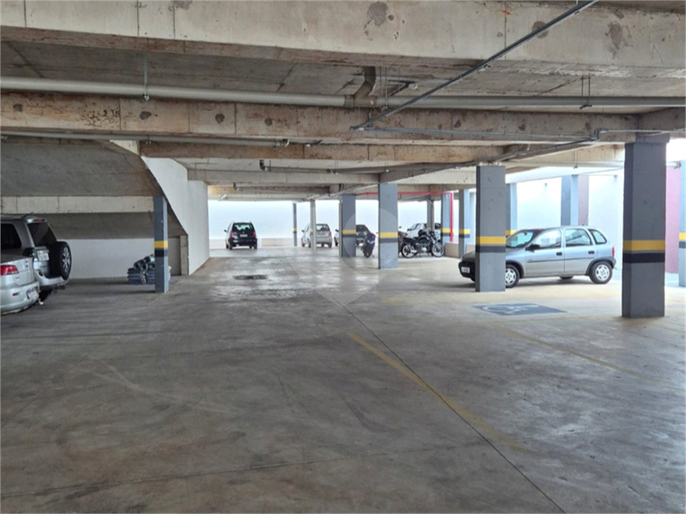 Apartamento à venda com 2 quartos, sendo 1 suíte,  em Vila Hortência, Sorocaba, SP