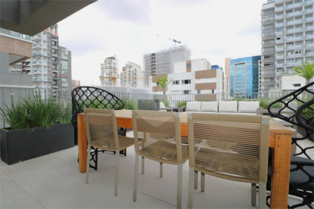 Apartamento à venda com 2 suítes em Moema, São Paulo, SP