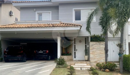 Casa à venda com 4 quartos, sendo 3 suítes, no condomínio Residencial Tivoli Park, Sorocaba - SP