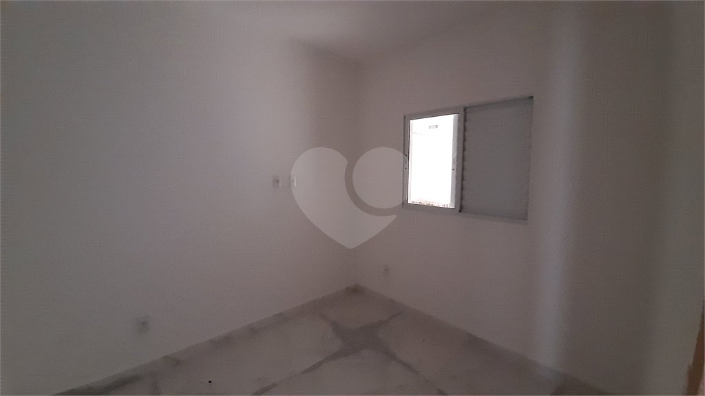 Casa à venda com 2 quartos no condomínio Residencial Luta, São Paulo - SP