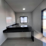 Casa à venda com 3 suítes no condomínio Helena Maria, Sorocaba - SP