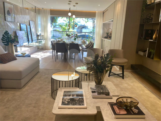 Apartamento à venda com 3 suítes em Chácara Santo Antônio, São Paulo, SP