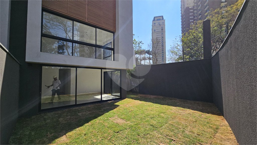 Casa à venda com 4 suítes no condomínio Cube Cidade Jardim, São Paulo - SP