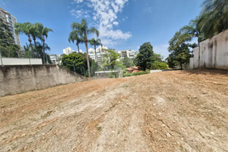 Terreno em rua fechada para Venda Alto da Boa Vista