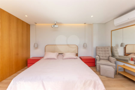 Casa à venda com 3 suítes no condomínio Lazuli, São Paulo - SP