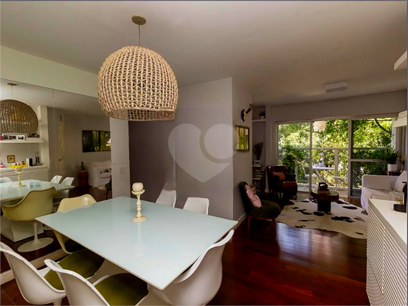 Apartamento à venda com 3 quartos, sendo 2 suítes,  em Pinheiros, São Paulo, SP
