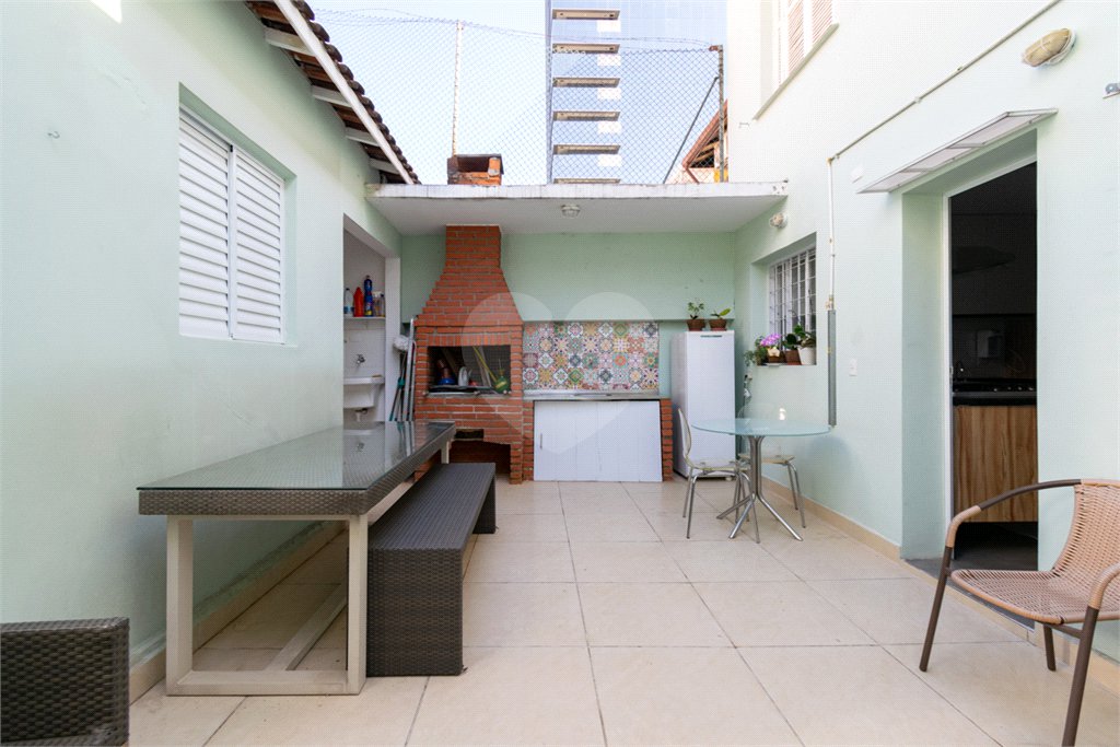 Sobrado à venda com 3 quartos, sendo 1 suíte, em Cidade Monções, São Paulo, SP