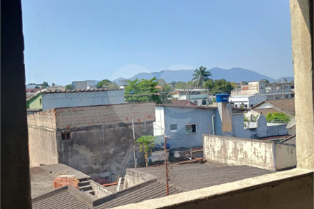 Casa à venda com 7 quartos, sendo 2 suítes, em Campo Grande, Rio de Janeiro, RJ
