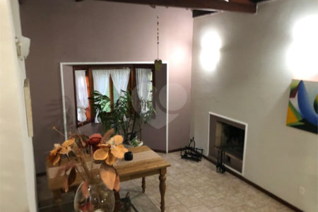 Casa à venda com 3 quartos, sendo 2 suítes, no condomínio Residencial Vivendas Piccolo Paese, Salto - SP