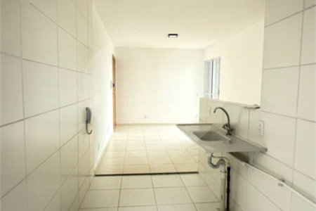 Apartamento à venda com 2 quartos em Guaratiba, Rio de Janeiro, RJ