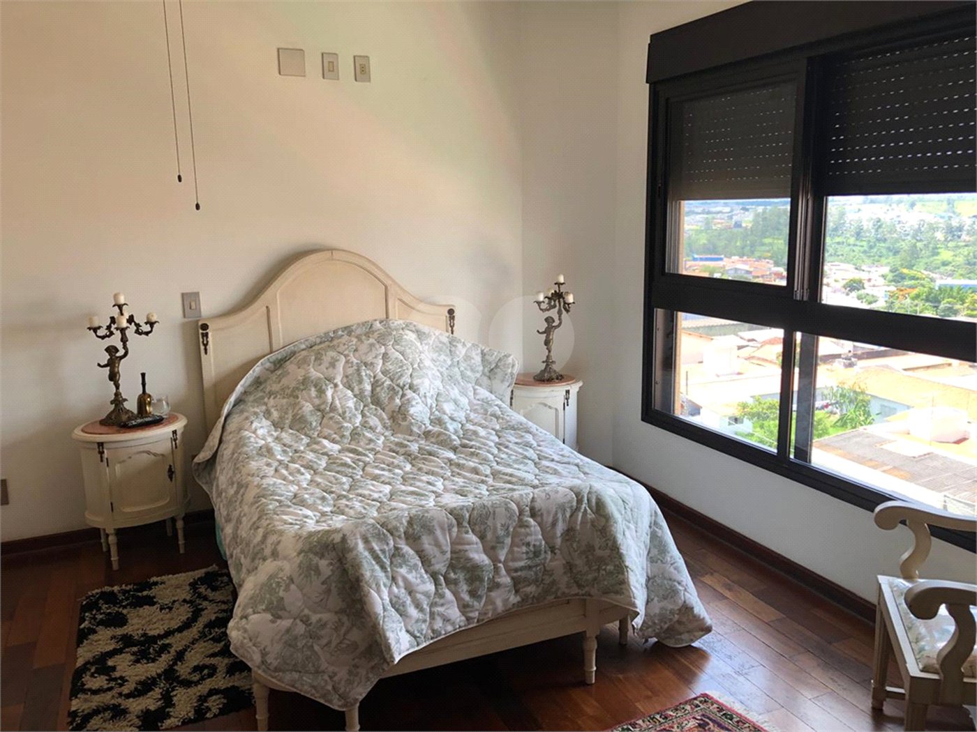 Apartamento à venda com 4 suítes em Vila Henrique, Salto, SP