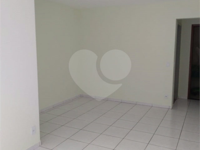Apartamento à venda com 3 quartos, sendo 1 suíte,  em Vila Nova Cachoeirinha, São Paulo, SP