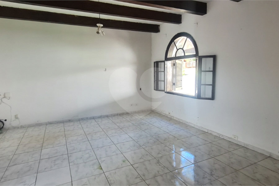 Casa à venda com 5 suítes em Roseira, Mairiporã, SP