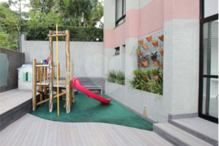 Apartamento à venda com 3 suítes em Vila Andrade, São Paulo, SP