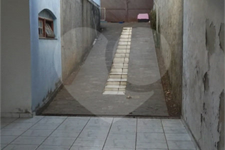 Sobrado à venda com 8 quartos, sendo 2 suítes,  em Vila Suissa, Mogi das Cruzes, SP