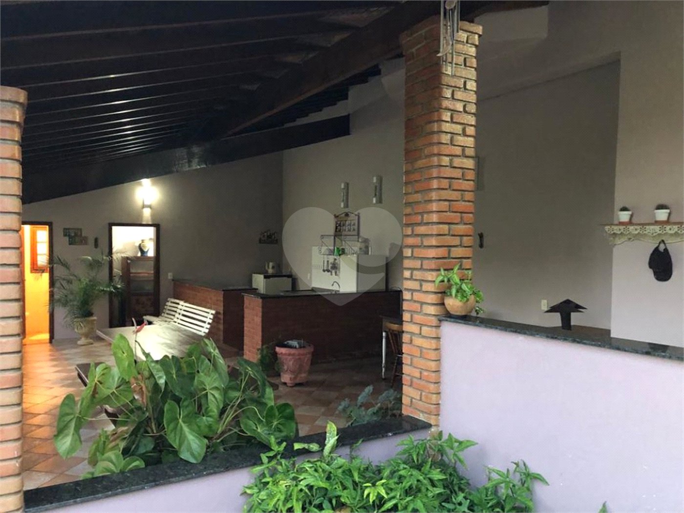 Casa à venda com 3 quartos, sendo 2 suítes, no condomínio Residencial Vivendas Piccolo Paese, Salto - SP