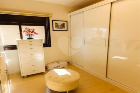 Apartamento à venda com 4 quartos, sendo 2 suítes, em Perdizes, São Paulo, SP