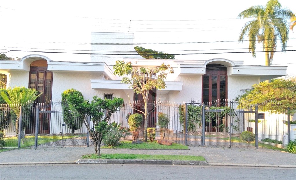 Casa à venda com 4 quartos, sendo 1 suíte,  em Jardim Guedala, São Paulo, SP