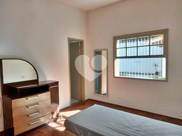 Sobrado à venda com 4 quartos, sendo 1 suíte,  em Tremembé, São Paulo, SP