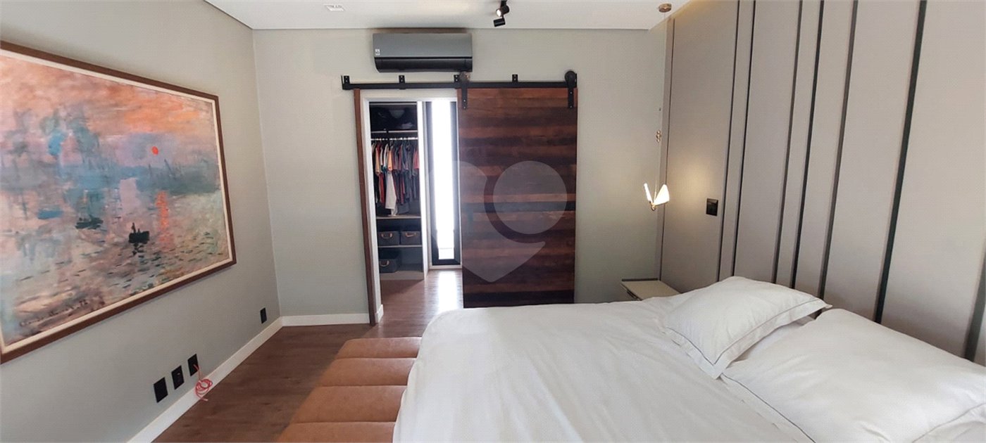Casa à venda com 3 suítes no condomínio Figueira Garden, Atibaia - SP