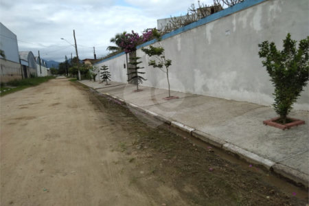 Casa à venda com 5 quartos, sendo 4 suítes,  em Mato Dentro, Ubatuba, SP