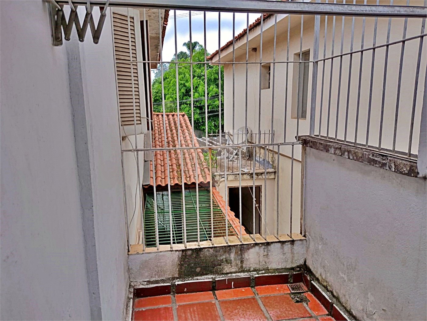 Sobrado à venda com 3 quartos, sendo 1 suíte,  em Parque Colonial, São Paulo, SP