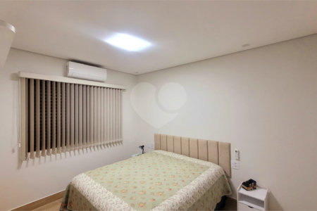 Casa à venda com 4 suítes no condomínio Sta Morriz, Campinas - SP