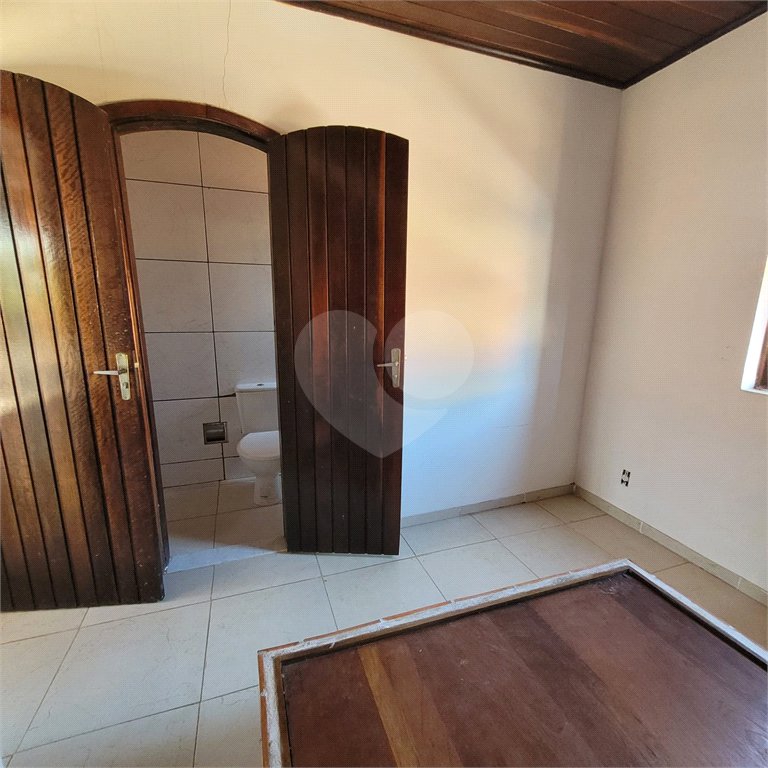 Casa à venda com 4 quartos, sendo 2 suítes, em Ferradura, Armação dos Búzios, RJ