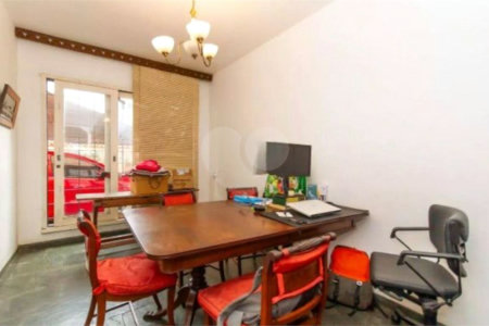 Casa à venda com 4 quartos, sendo 2 suítes,  em Jardim Paulista, São Paulo, SP