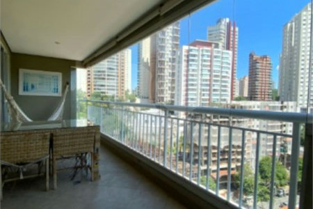 Apartamento à venda com 3 quartos, sendo 1 suíte, em Vila Andrade, São Paulo, SP
