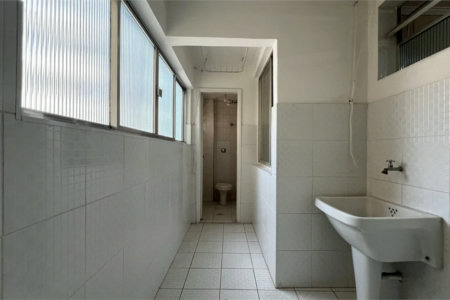 Apartamento à venda com 3 quartos, sendo 1 suíte,  em Pinheiros, São Paulo, SP