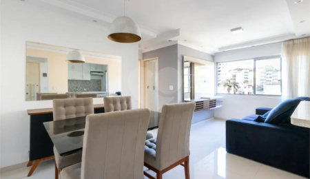 Apartamento à venda com 2 quartos em Vila Madalena, São Paulo, SP